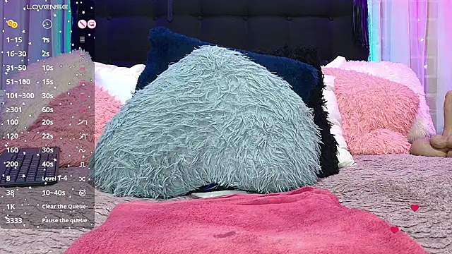 Hanna horny  online show from 8, 3, 2026