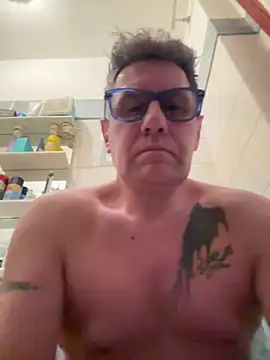 Snapshot of Britmi chatting on 26, 2, 2025 Britmi online show from 26, 2, 2025