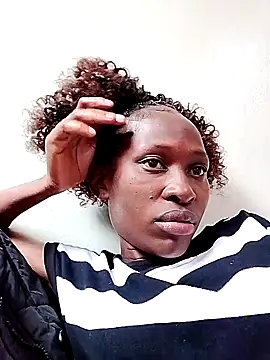 LOVELY-2BERRY online show from 16, 10, 2025