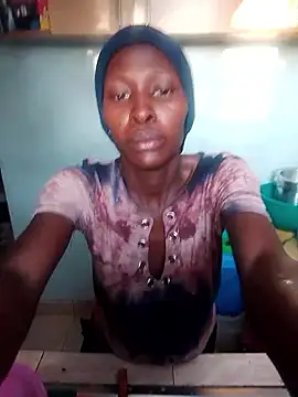 LOVELY-2BERRY online show from 14, 1, 2026