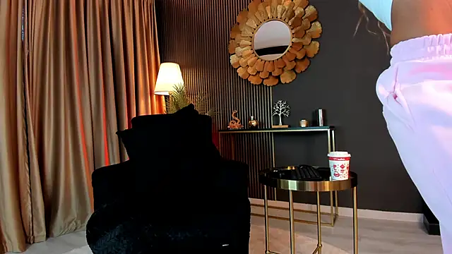 LovingBlondie online show from 25, 3, 2026