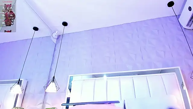 Nicolee20 online show from 8, 2, 2025