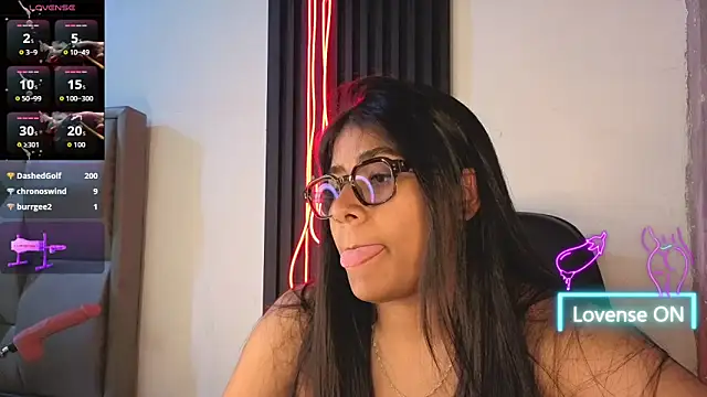 Snapshot of Rubi_boobs_ chatting on 18, 6, 2026 Rubi boobs online show from 18, 6, 2026