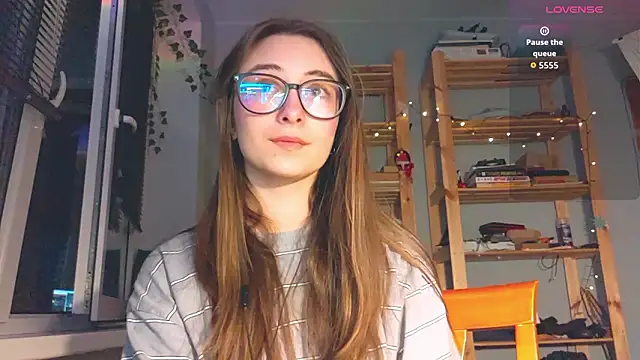 monlight  dana online show from 9, 3, 2026