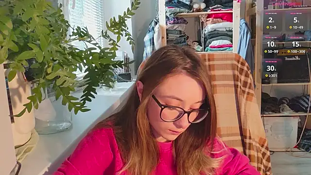 Snapshot of monlight__dana chatting on 18, 2, 2025 monlight dana online show from 18, 2, 2025