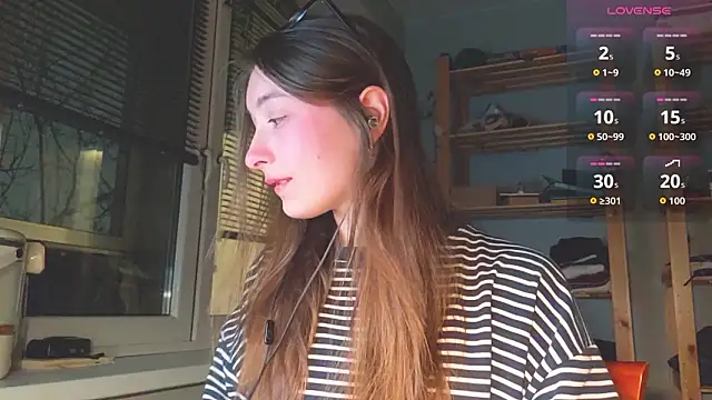 monlight  dana online show from 10, 2, 2026