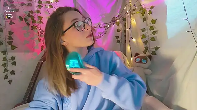 Snapshot of monlight__dana chatting on 9, 12, 2024 monlight dana online show from 9, 12, 2024