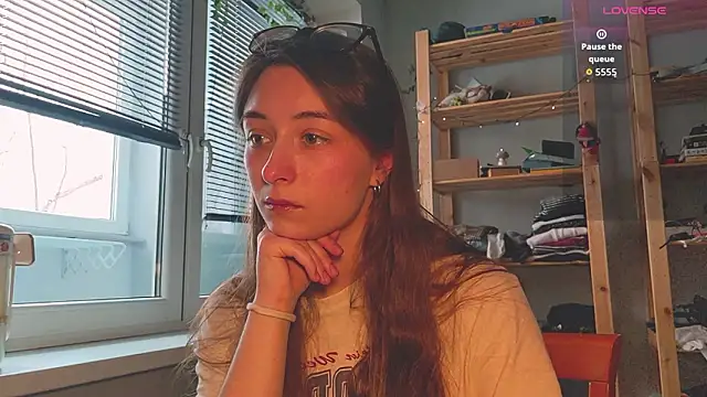 monlight  dana online show from 5, 2, 2026