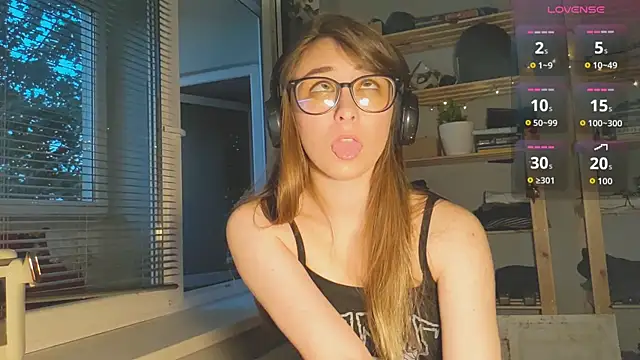 Snapshot of monlight__dana chatting on 20, 9, 2025 monlight dana online show from 20, 9, 2025