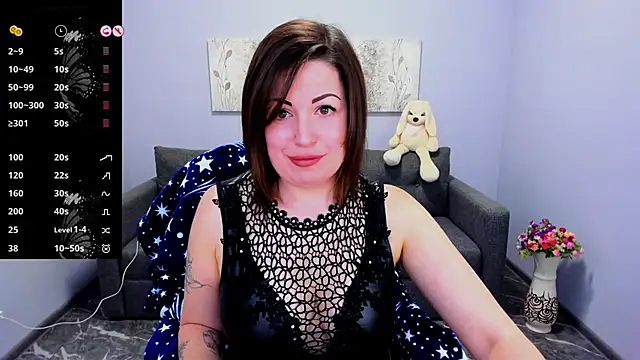 Emily Midlton online show from 11, 10, 2025