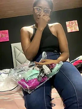 Berry Bans online show from 16, 10, 2025