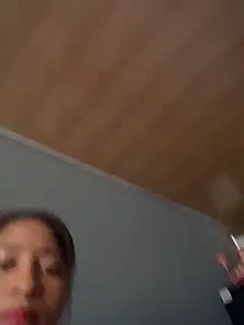 Berry Bans online show from 3, 11, 2025