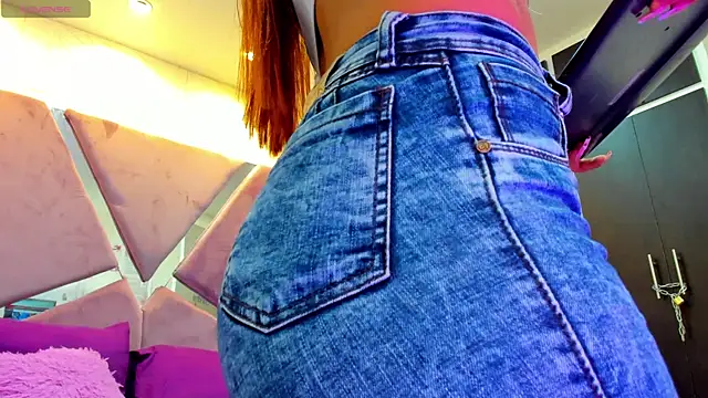 Charlotte Ice1 online show from 14, 9, 2025