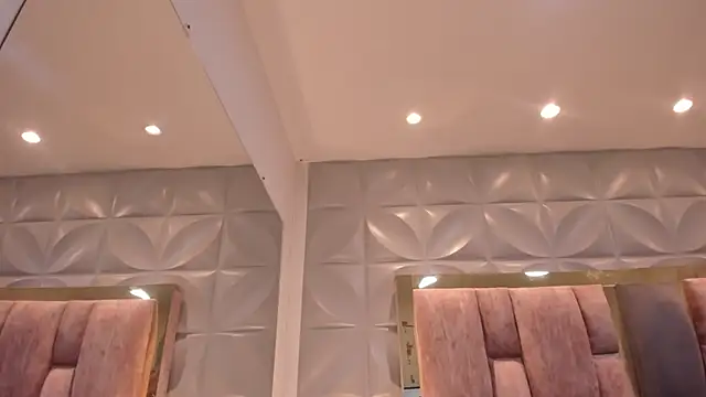 Charlotte Ice1 online show from 6, 3, 2026