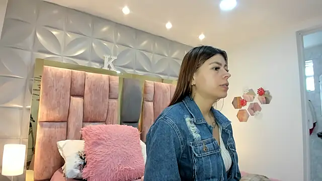 Charlotte Ice1 online show from 18, 1, 2026