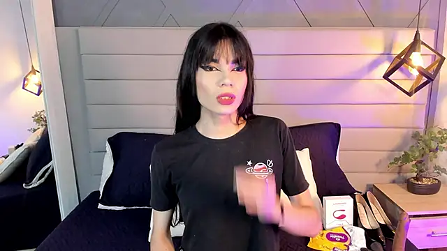 LadyLuminary online show from 6, 11, 2025