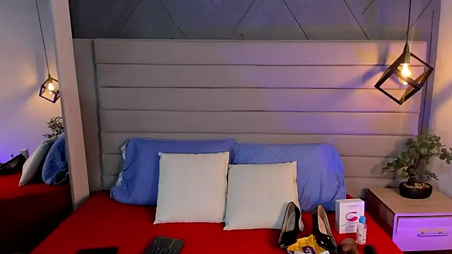 LadyLuminary online show from 7, 11, 2025