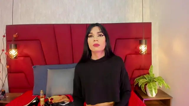 LadyLuminary online show from 1, 12, 2025