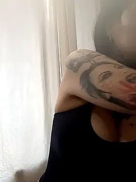 frutylla online show from 11, 1, 2026