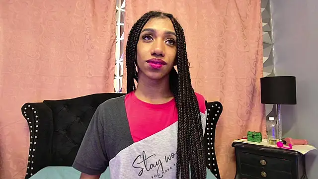 Snapshot of Jhon-Santana chatting on 24, 11, 2025 Jhon-Santana online show from 24, 11, 2025