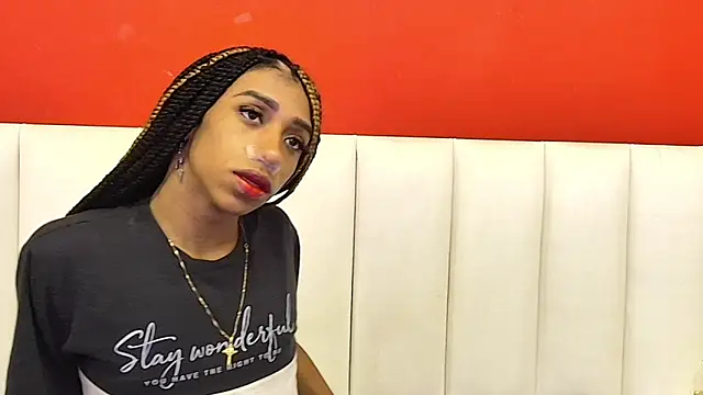 Snapshot of Jhon-Santana chatting on 1, 10, 2025 Jhon-Santana online show from 1, 10, 2025