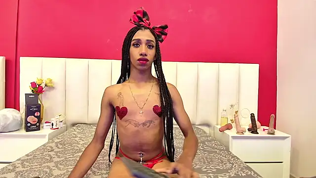 Snapshot of Jhon-Santana chatting on 28, 10, 2025 Jhon-Santana online show from 28, 10, 2025