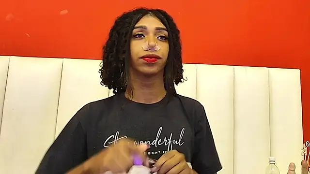 Snapshot of Jhon-Santana chatting on 10, 10, 2025 Jhon-Santana online show from 10, 10, 2025