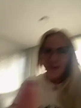 LARIANA RIVERA23 online show from 16, 2, 2026