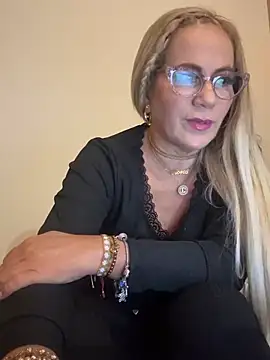 Snapshot of LARIANA_RIVERA23 chatting on 13, 7, 2026 LARIANA RIVERA23 online show from 13, 7, 2026