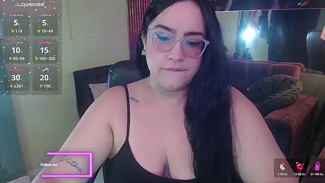 Sofiia davis23 online show from 1, 6, 2026