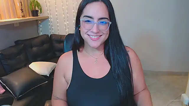 Sofiia davis23 online show from 28, 2, 2025