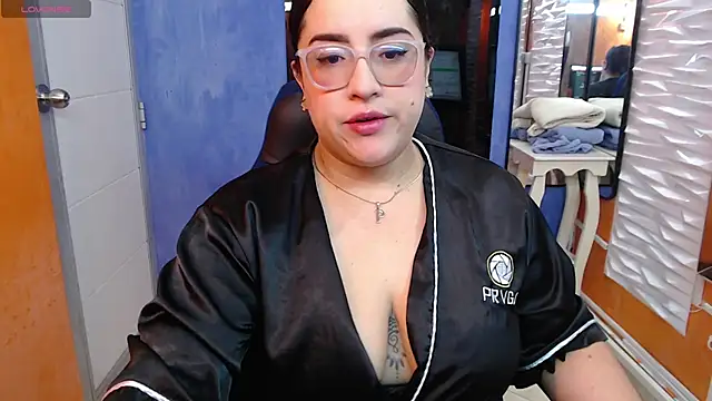 Sofiia davis23 online show from 7, 5, 2026