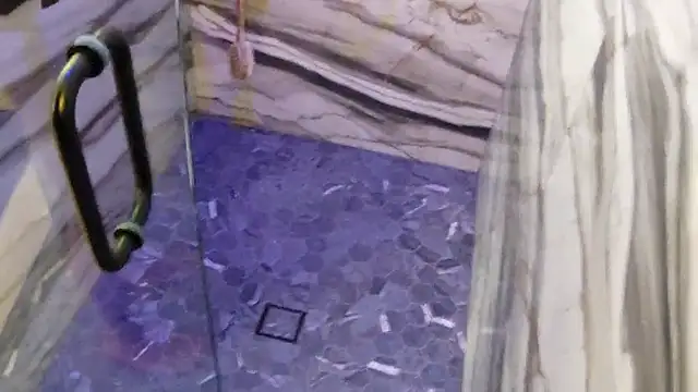 Snapshot of theclubist111 chatting on 16, 10, 2025 theclubist111 online show from 16, 10, 2025