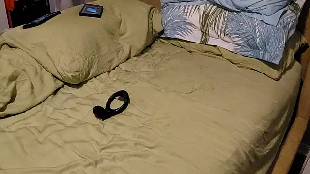 Snapshot of theclubist111 chatting on 2, 10, 2025 theclubist111 online show from 2, 10, 2025