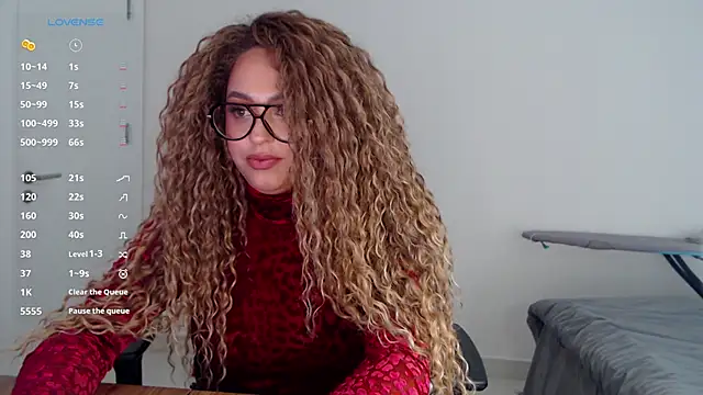  Just a queen 3 online show from 5, 3, 2026