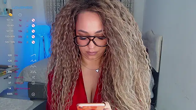  Just a queen 3 online show from 16, 12, 2025