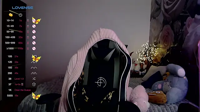  Just a queen 3 online show from 9, 3, 2025