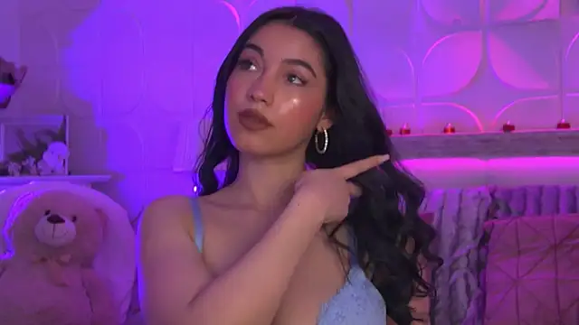 Amy Sin online show from 7, 3, 2025