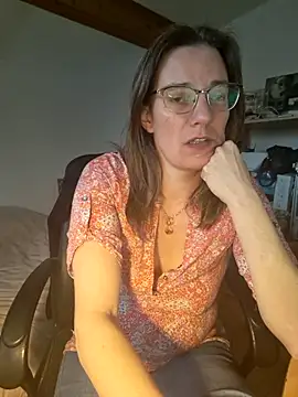 SpiceLea online show from 18, 2, 2025