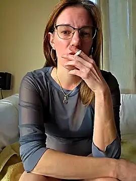 SpiceLea online show from 10, 10, 2025