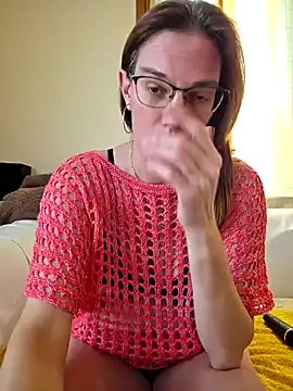 SpiceLea online show from 1, 10, 2025