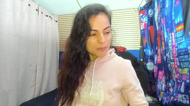Snapshot of rosse_2504 chatting on 14, 7, 2026 rosse 2504 online show from 14, 7, 2026