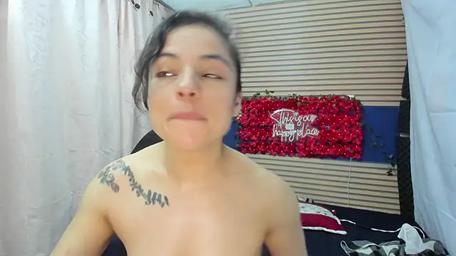 Snapshot of rosse_2504 chatting on 3, 6, 2026 rosse 2504 online show from 3, 6, 2026