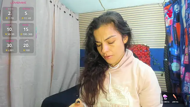 Snapshot of rosse_2504 chatting on 17, 7, 2026 rosse 2504 online show from 17, 7, 2026