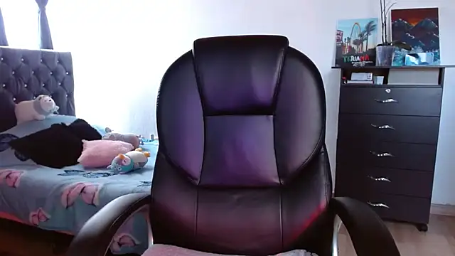 Ary Pieerce online show from 20, 9, 2025