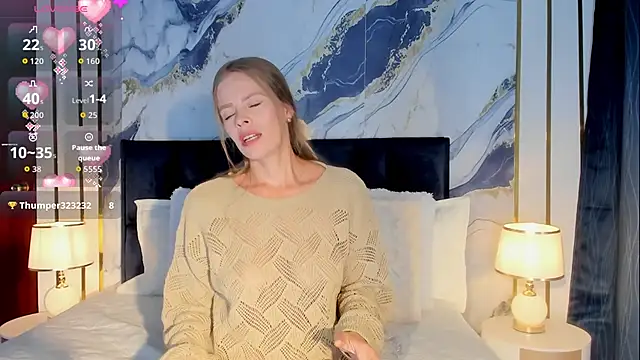 Snapshot of Laurablue chatting on 5, 5, 2026 Laurablue online show from 5, 5, 2026