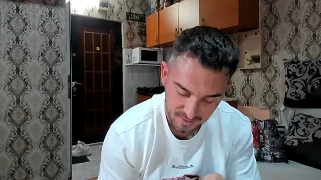 Jonmusclemaster online show from 5, 10, 2025