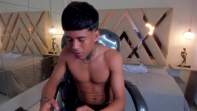 Snapshot of Alan_Cute18 chatting on 16, 2, 2026 Alan Cute18 online show from 16, 2, 2026