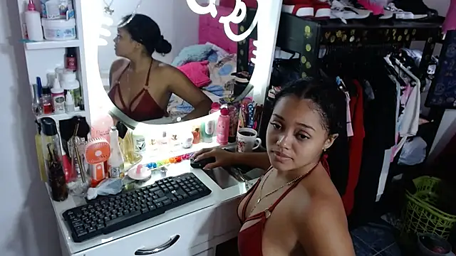 kiara milf  online show from 15, 6, 2026