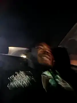 MRHANDSOME3800 online show from 28, 10, 2025